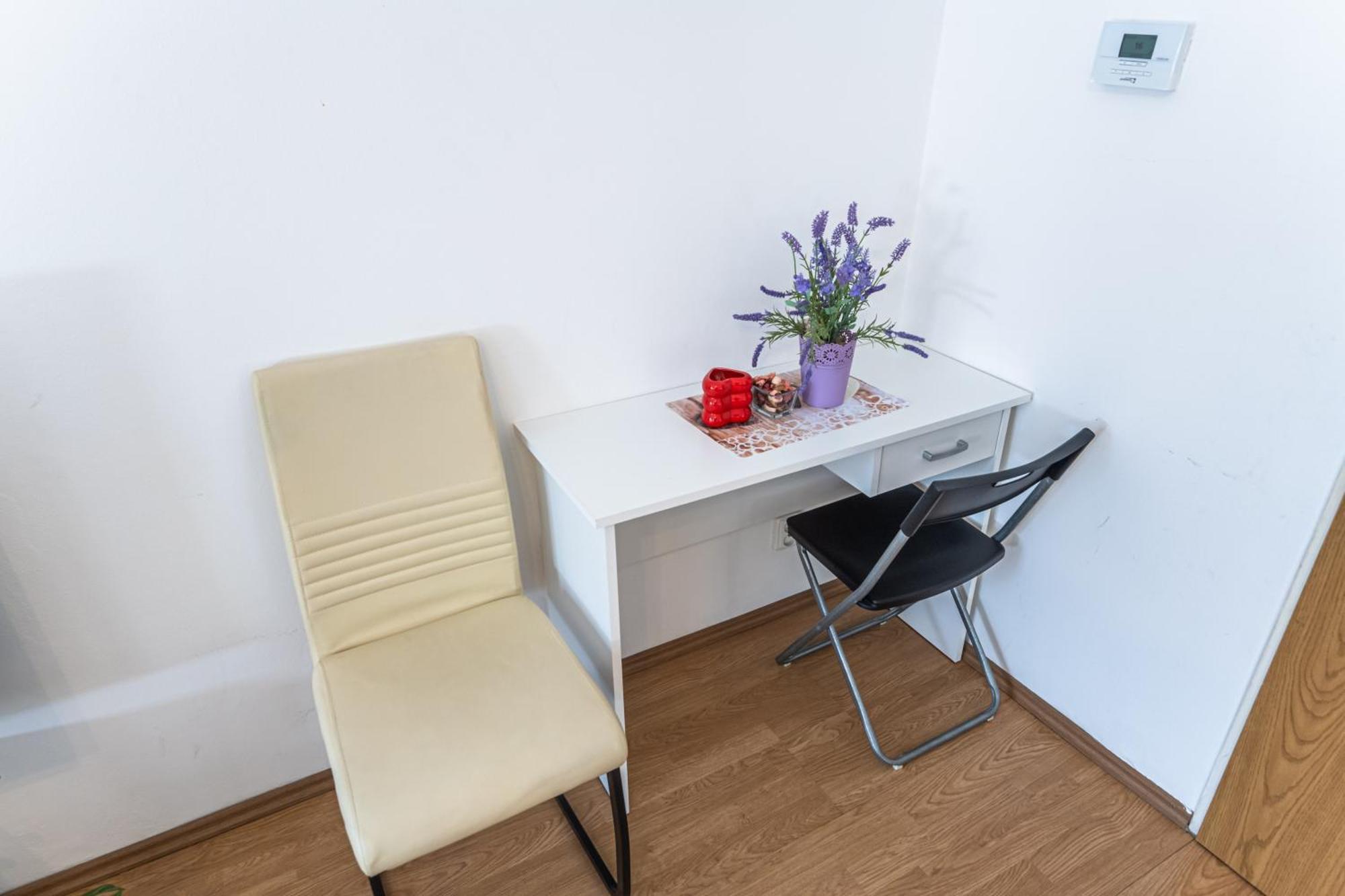 Wenceslas Square 2 Bedroom Apartment Прага Экстерьер фото