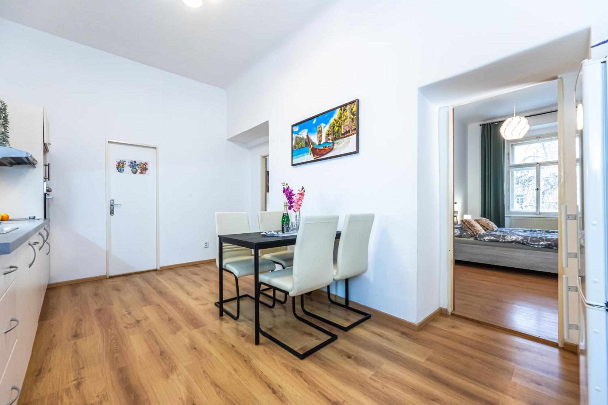 Wenceslas Square 2 Bedroom Apartment Прага Экстерьер фото