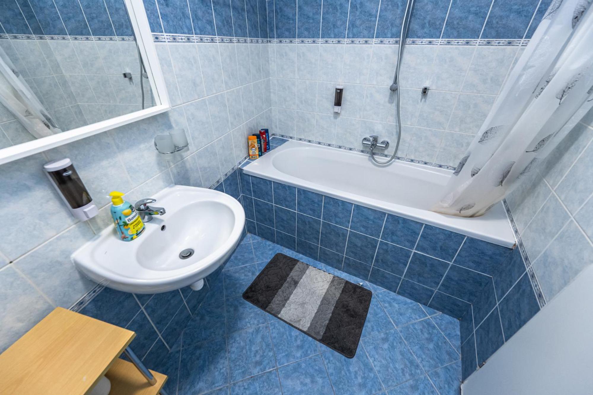 Wenceslas Square 2 Bedroom Apartment Прага Экстерьер фото