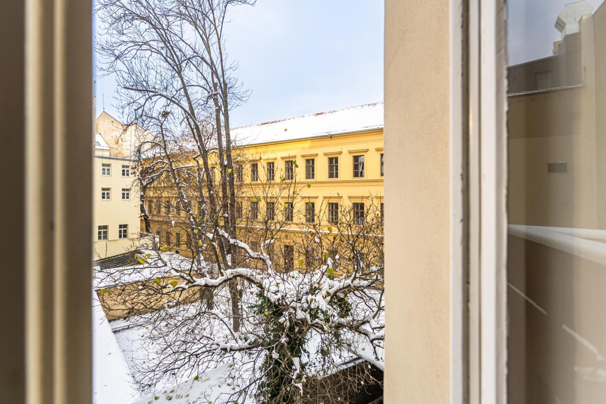 Wenceslas Square 2 Bedroom Apartment Прага Экстерьер фото